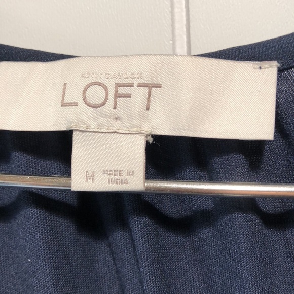 Ann Taylor Loft navy blue tank top with lace detailing around shoulder M - Picture 4 of 8